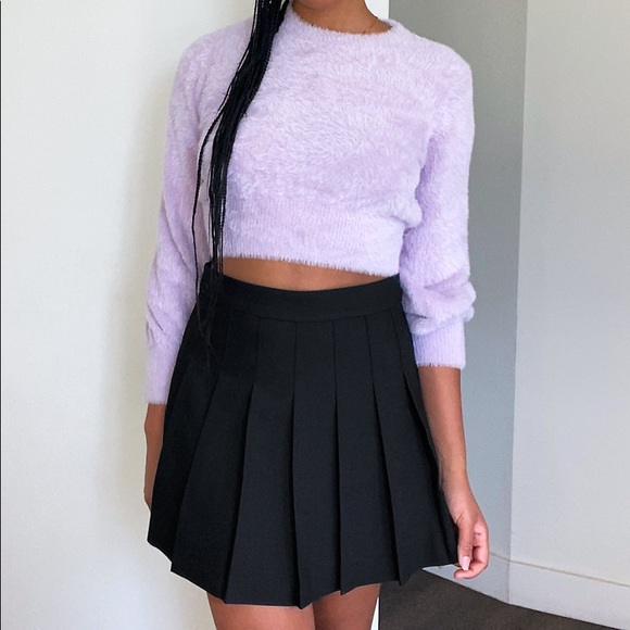 Aritzia Dresses & Skirts - Aritzia Talula Pleated Skirt